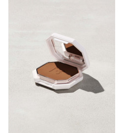 Fenty Beauty Pro Filt’r Soft Matte Longwear Powder Foundation (BASE EN POLVO) 390
